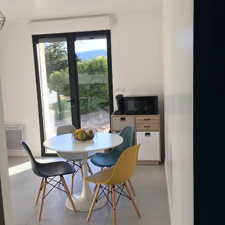 Dans La Pouncho D'agast *