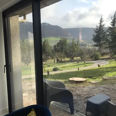 Dans La Pouncho D'agast *