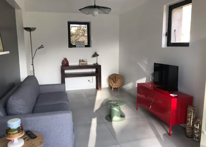 Dans La Pouncho D'agast